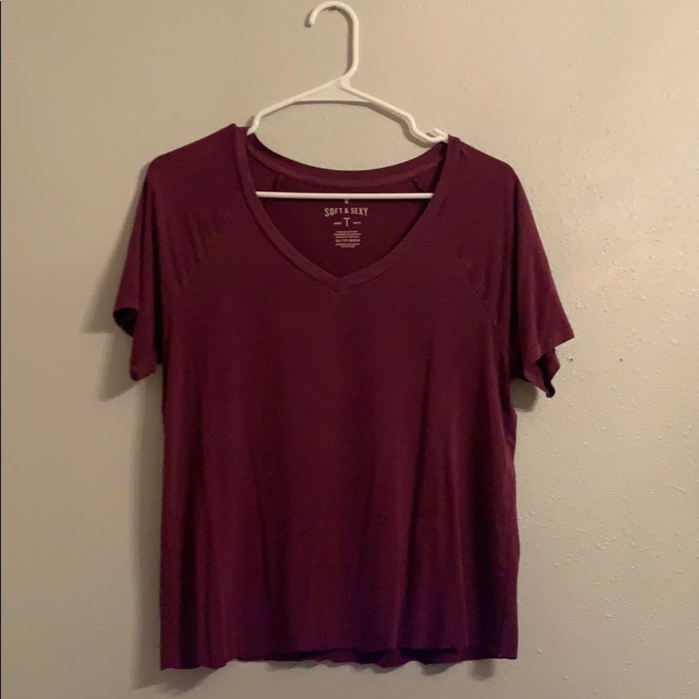 Soft and Sexy Maroon *cropped* T-shirt